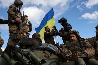 US announces $625m military aid for Ukraine, Russia warns of risk