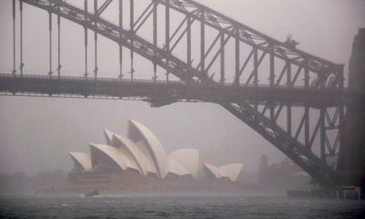 Sydney on track for record annual rainfall of 2.2 metres as eastern states brace for flooding