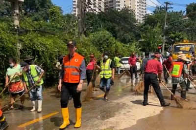 Floodwater receding in Chiang Mai city