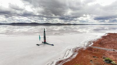 Lake Gairdner drying out ahead of Team New Zealand wind-powered world speed record attempt