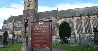 Heritage chief agrees to meet with community over controversial fencing at Dunblane Catherdral