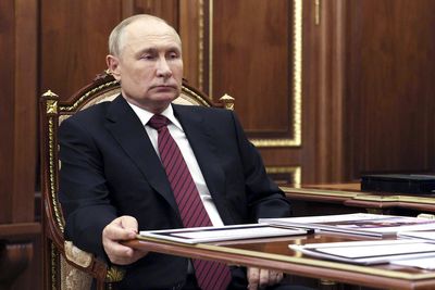 Russia’s Putin signs laws annexing occupied Ukrainian regions
