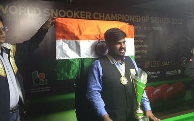 Shrikrishna wins World 6-red title