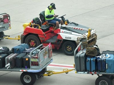 Lost bags not due to outsourcing: Qantas