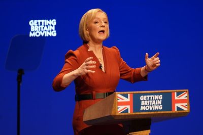 Liz Truss rails against ‘anti-growth coalition’ including speech hecklers