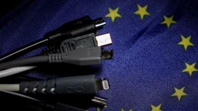 EU approves standardisation of device chargers, setting up clash with Apple