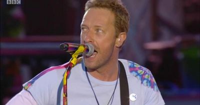 Coldplay cancel shows as Chris Martin hit with 'serious lung condition'