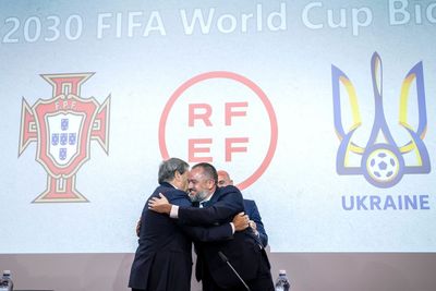 Ukraine to bid for World Cup with Spain and Portugal