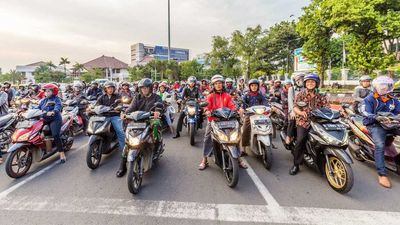 Indonesia To Put Two Million Electric Motobikes On Road By 2025