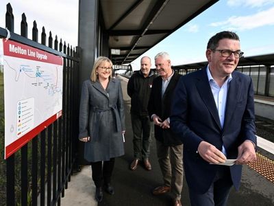 Vic premier vows full term if re-elected