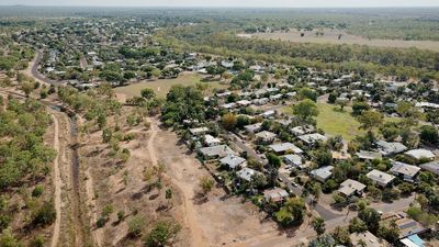 Human skull, bones discovered in Katherine 'derive from a historic traditional burial', police say