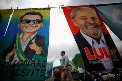 Explainer-What do Lula and Bolsonaro propose for Brazil fiscal policy?