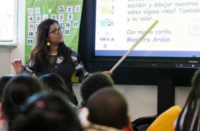 To fill teacher jobs, community colleges offer new degrees