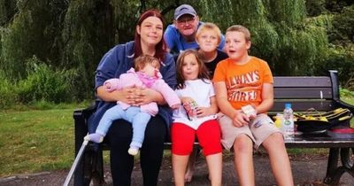 'Remarkable' young mum, 34, dies suddenly with her 4 kids 'expecting her to come home'