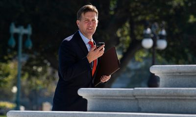 Sasse expected to leave Senate to run University of Florida - Roll Call