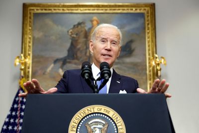 Biden cites Cuban Missile Crisis in describing Putin's nuclear threat
