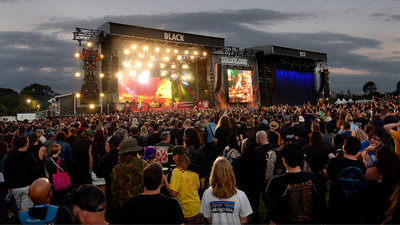 What Not To Do If You Get Caught With Drugs At A Festival, According To A Syd Lawyer