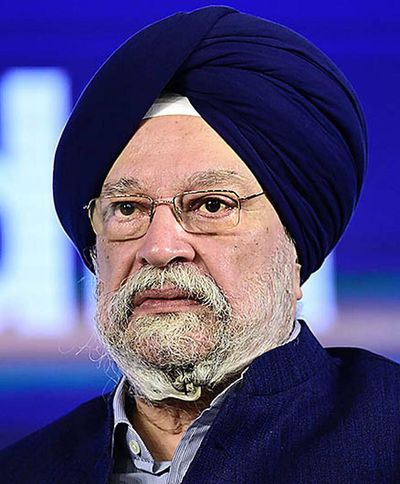 Despite turbulence in energy markets, India, U.S. determined to transition to clean energy: Hardeep Singh Puri