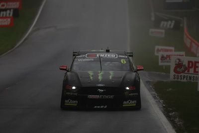 Bathurst 1000: Waters slides to provisional Supercars pole