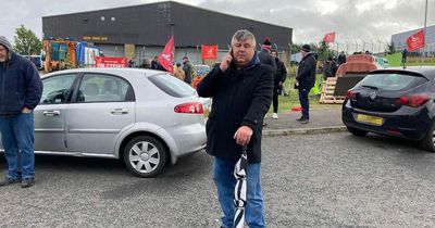 Lisburn and Castlereagh strike: Union rep says Sir Jeffrey Donaldson has intervened