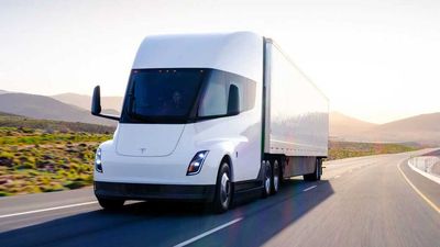 Musk Announces Tesla Semi Start Of Production, December 1 Deliveries