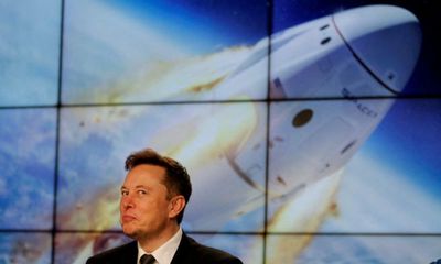 Baby genius! Tech trillionaire! Space-conquering supergod! It’s The Elon Musk Show!