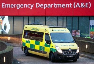 Youth workers in A&E departments to divert stab victims away from crime