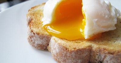 The correct way to make poached eggs as chef shares 'perfect every time' method