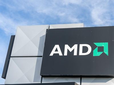AMD, Samsung's Warnings Underline Looming Tech Slowdown — But This Analyst Sees Pockets Of Strength