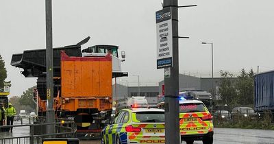 Dunnings Bridge Road closed in both directions after HGV crashes into bridge