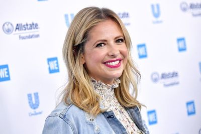Sarah Michelle Gellar compares allowing children to use social media to a child getting a face tattoo