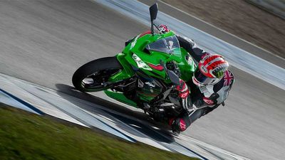 Kawasaki Indonesia Unveils The 2023 Ninja ZX-25R And ZX-25RR