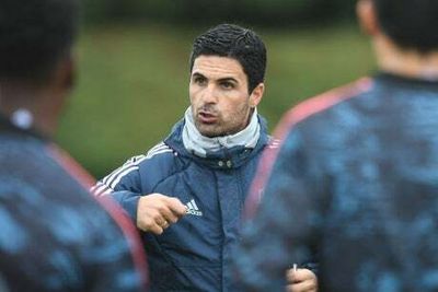 Mikel Arteta urges Arsenal team to play without fear as Liverpool test awaits