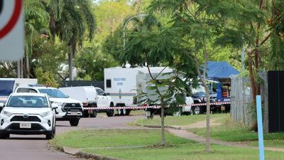 NT Police investigating after man's body found on residential driveway in Palmerston near Darwin