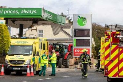 Ireland: Child and two teens among 10 killed in petrol station explosion