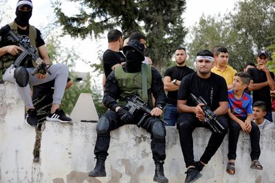 Deadly clashes in West Bank, shooting attack in Jerusalem