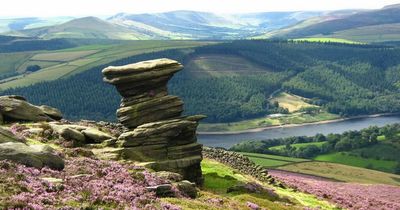The beautiful Peak District autumn walk with stunning views for miles