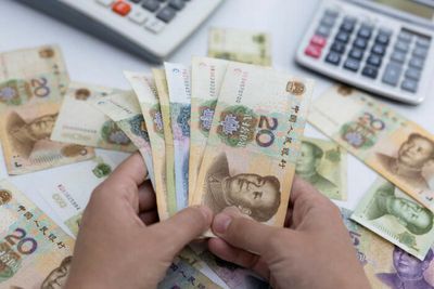 China's yuan becomes most traded foreign currency on Russian exchange