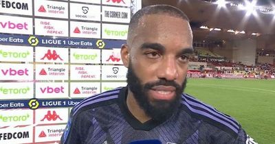 Alexandre Lacazette gives awkward response when asked about Lyon manager's future