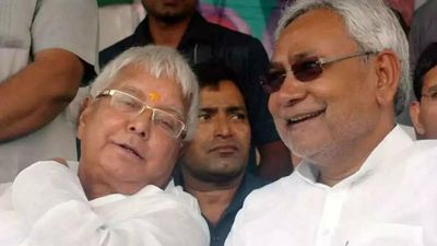 Bihar CM Nitish Kumar disapproves CBI charge sheet against his new ally RJD chief Lalu Prasad