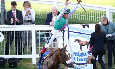 Frankie Dettori falls off Liftoff but gets up to land Dewhurst win on Chaldean