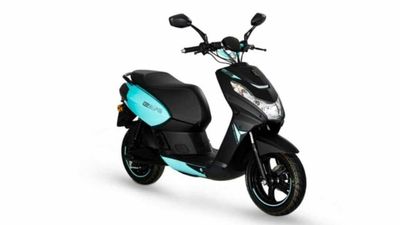 Meet Peugeot’s E-Streetzone: The Brand’s New Electric Scooter