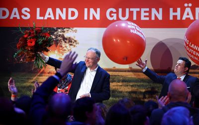German voters deliver mixed verdict on Scholz coalition in regional poll