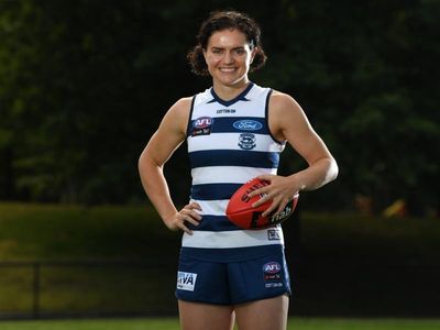 Cats beat Bombers in charge to AFLW finals