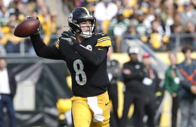 Steelers HC Mike Tomlin praises play of QB Kenny Pickett