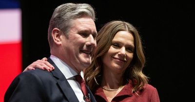 'Pumped-up Keir Starmer has air of a winner against verifiable calamity Truss'