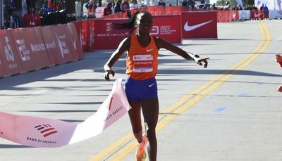 Benson Kipruto, Ruth Chepngetich win 2022 Chicago Marathon