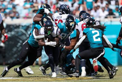 Dameon Pierce’s ‘Beast Mode’ run through the teeth of the Jaguars’ defense perfectly punctuated a grimy Texans’ upset
