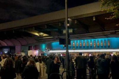 Hammersmith: Eventim Apollo evacuated after ‘bomb threat’ at concert by Iranian singer Dariush Eghbali