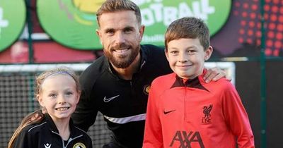 Jordan Henderson surprises siblings with a kick-about